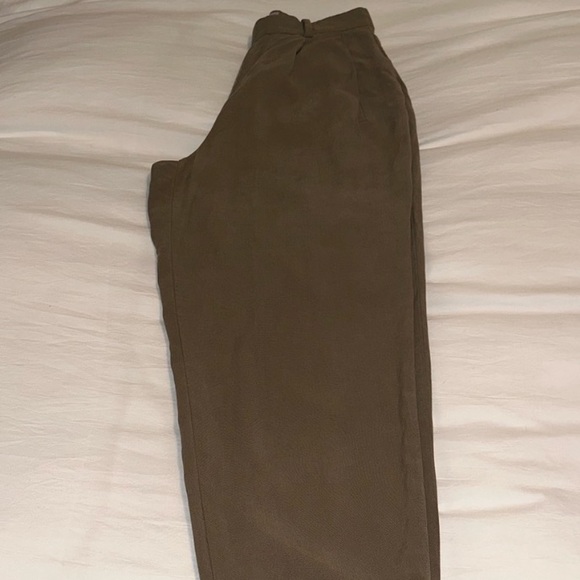 Everlane Put Together Pant - pleated - Picture 3 of 3